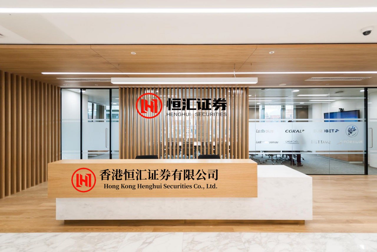 巨牛盈 查出肝硬化活不过5年？别慌！身体发出这3个信号是在“呼救”